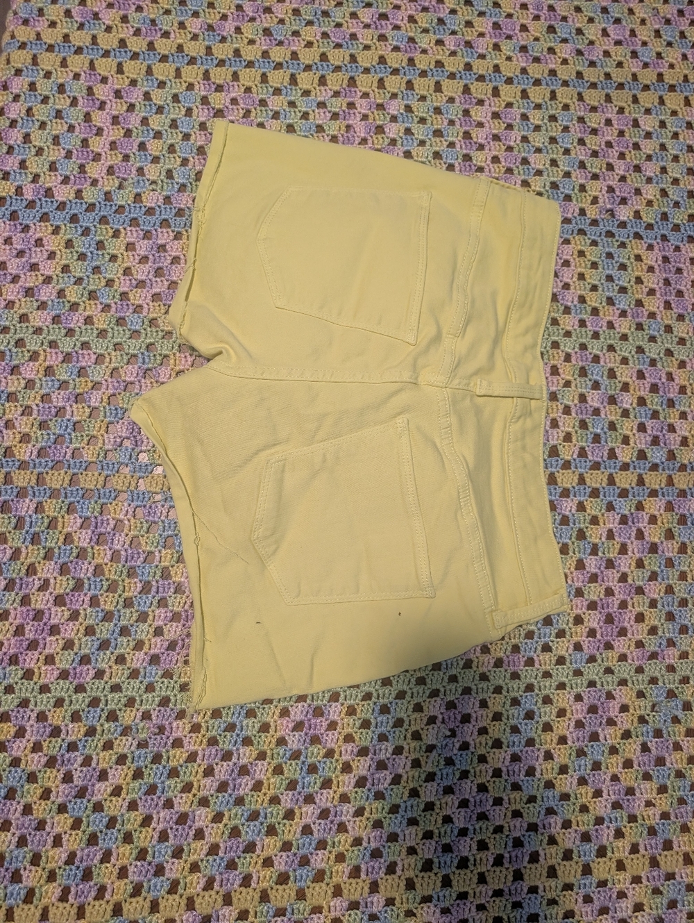 Universal Threads Yellow  High Rise Shortie Denim Shorts Size 8 - Picture 2 of 9